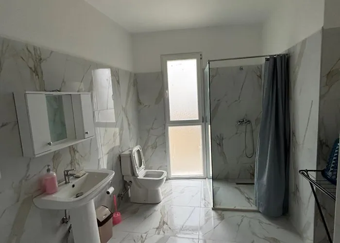 Nikbibaj Appartement *