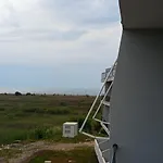 Nikbibaj Apartment *