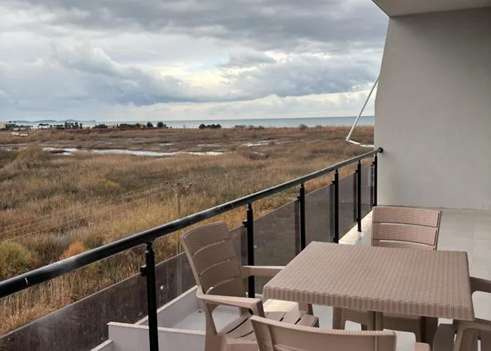 Apartment Nikbibaj Tale